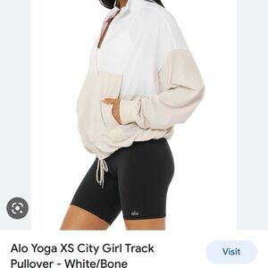 Alo city girl track pullover 
Size Small
Brand new with tags